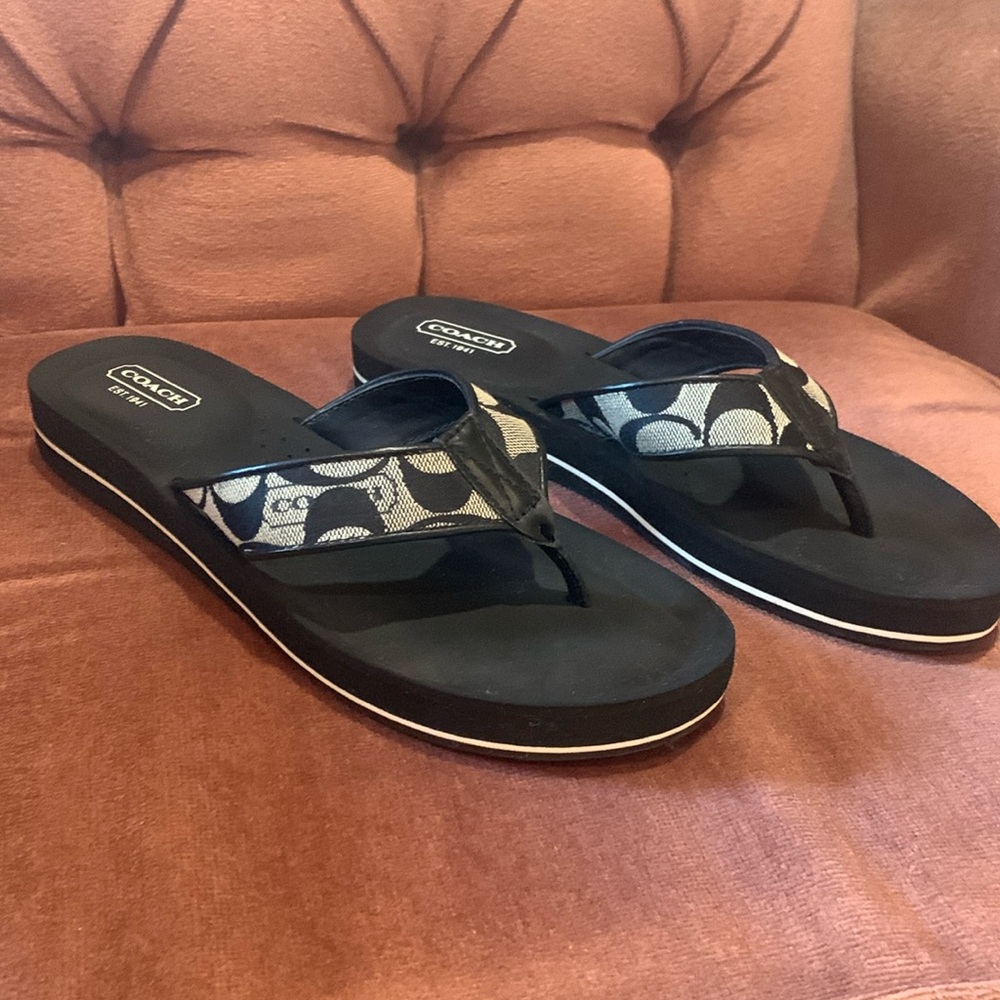 Coach Jolie Flat Sandals Size 7.5